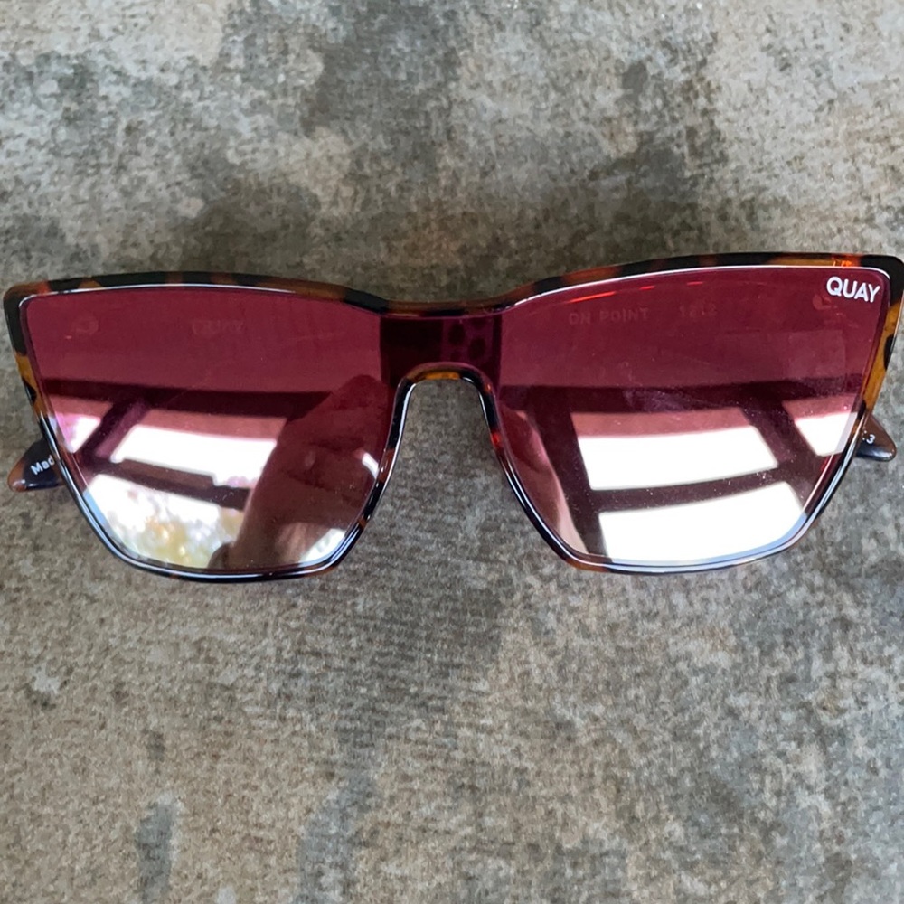 Quay On Point Sunglasses